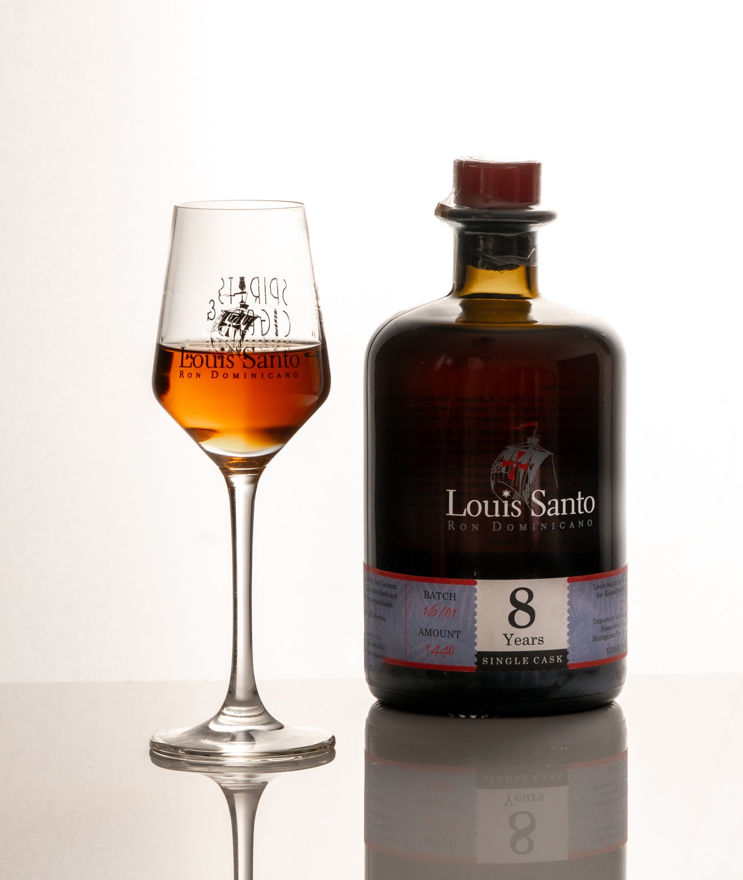 Louis Santo Rum Geschenkbox mit 8 Jahre Bourbon Fass Reifung